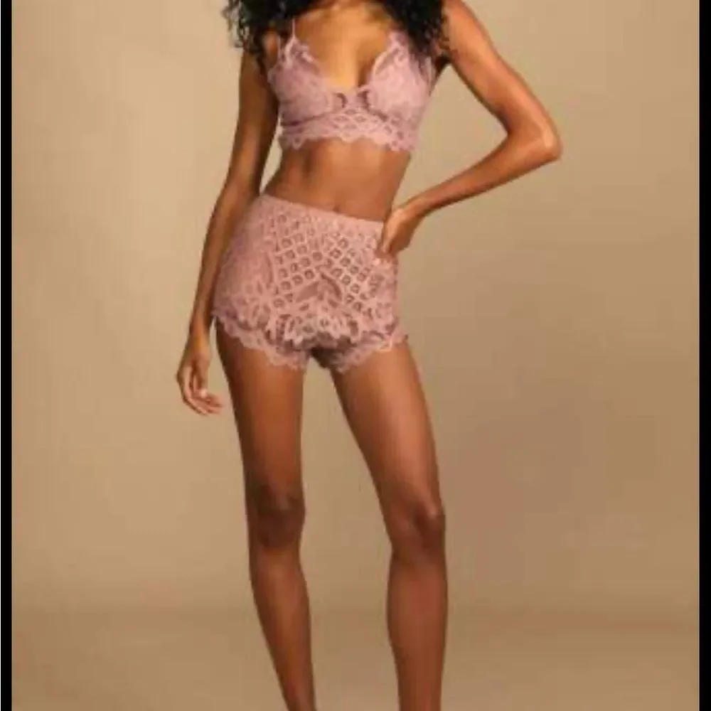 NWT Free People Adella Lace Crochet Boy Shorts MSRP $58 - Picture 1 of 10